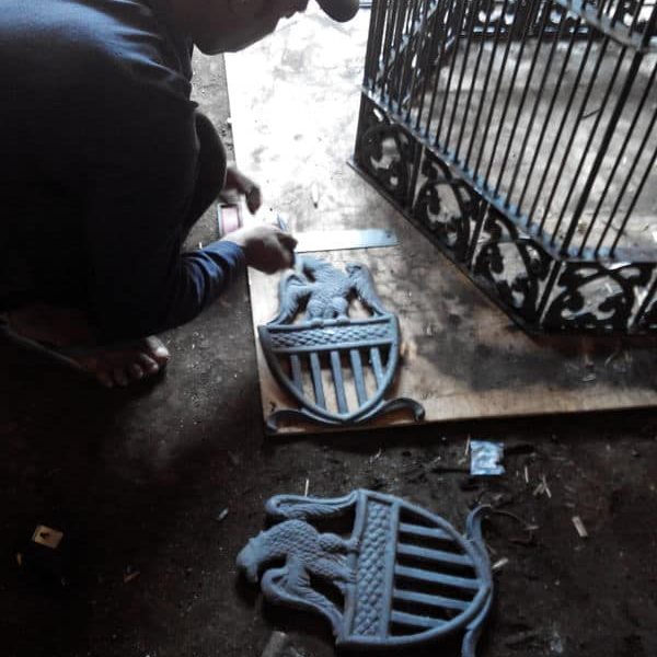 Sangkar burung antik cor (7)