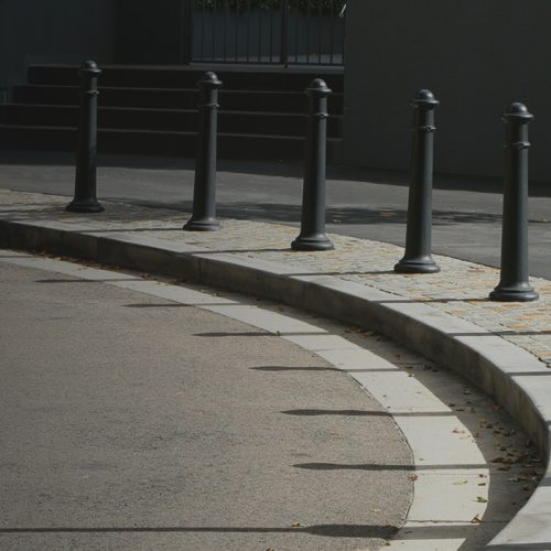 Bollard Patok Pembatas Jalan