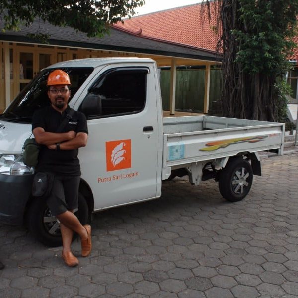 Tiang lampu kantor gubernur jogja (4)