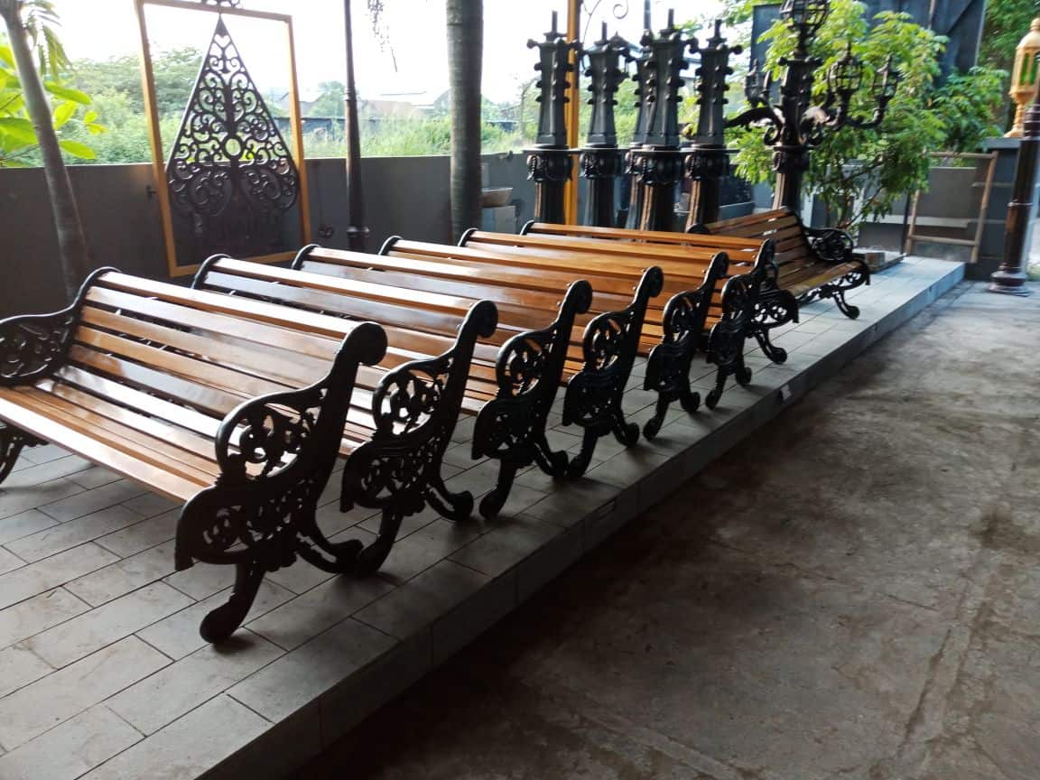 Kursi taman