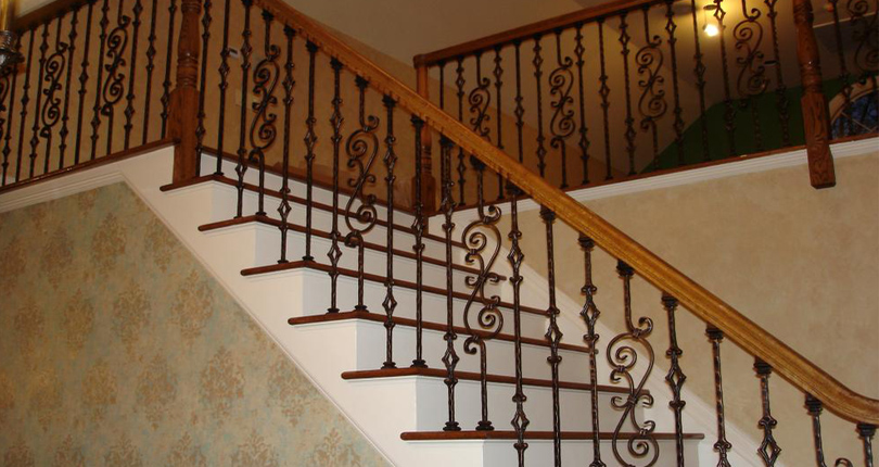 Railing tangga