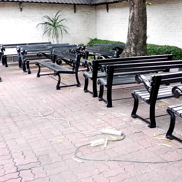 Kursi taman