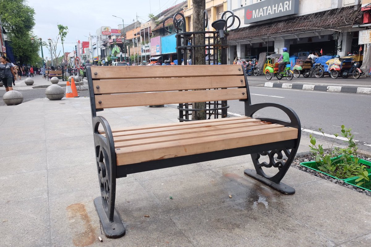 Kursi antik