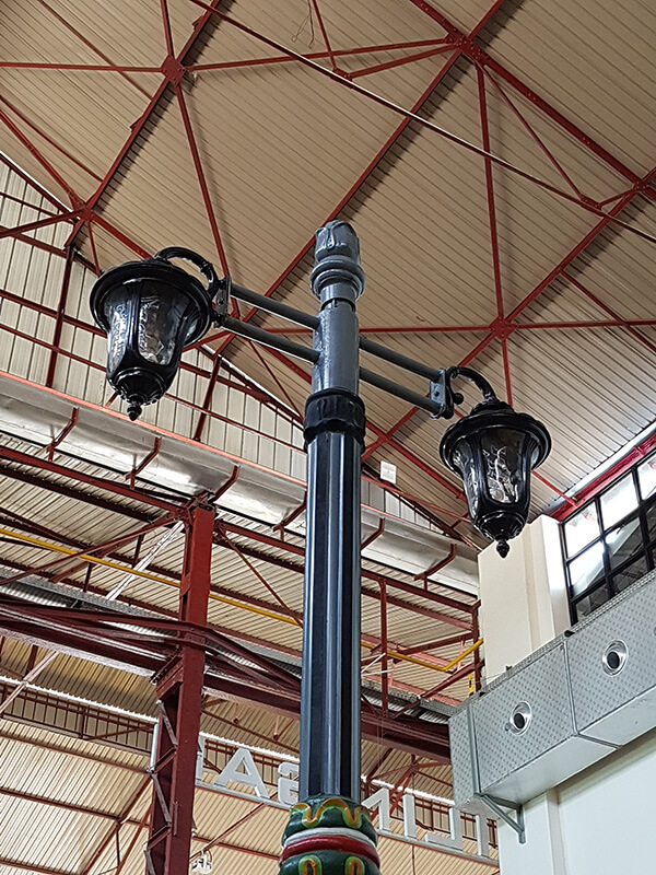 Tiang lampu