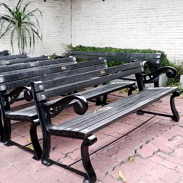 Kursi taman