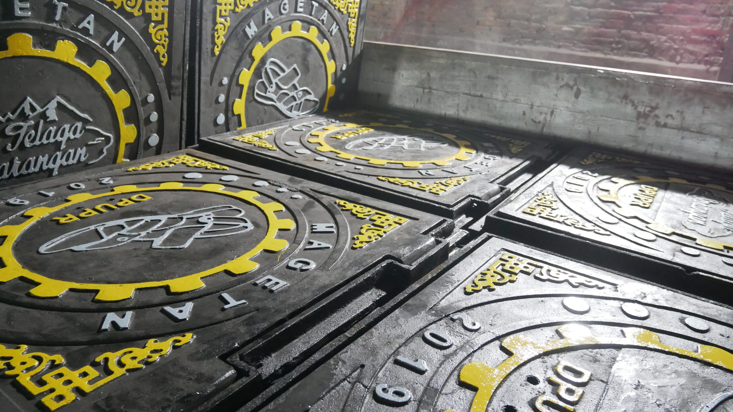 Manhole cover magetan