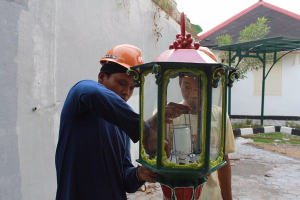 tiang lampu jogja