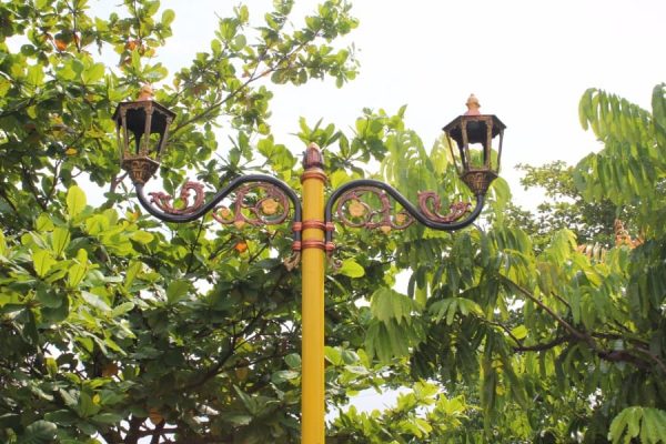 Tiang Lampu Lombok Tengah