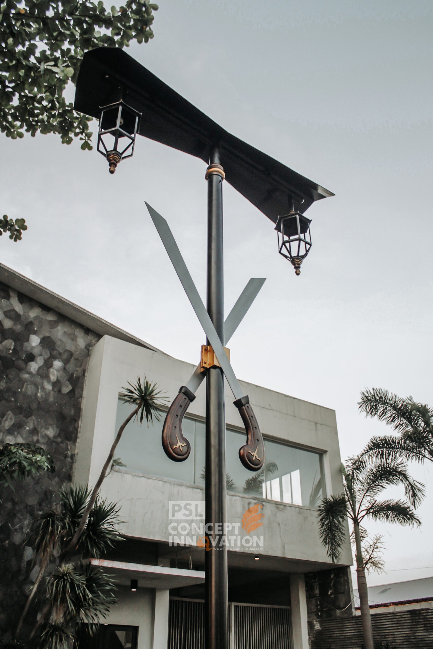 Tiang lampu maluku