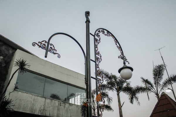 tiang lampu tuban