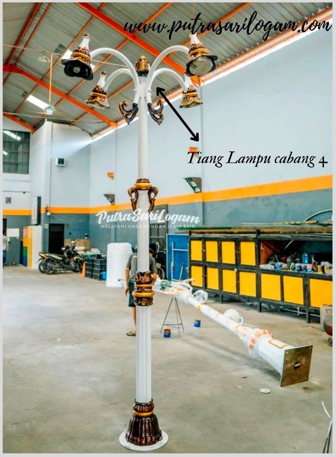Promosi dengan lampu penerangan jalan