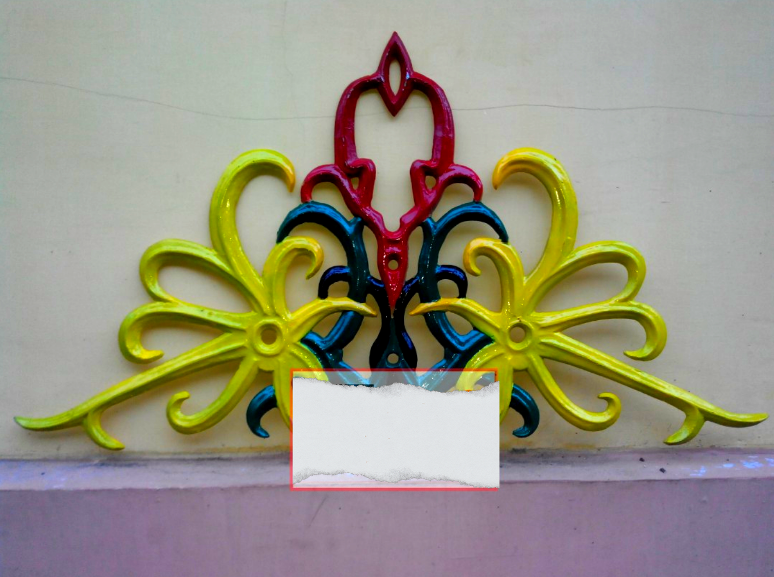 Ornamen antik produksi PSL