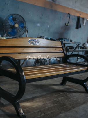 03 tiang lampu PJU untuk Kota Lombok