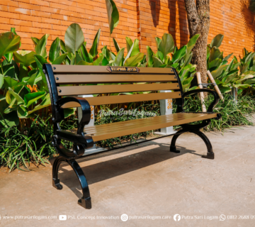 Kursi Taman Jawa Timur