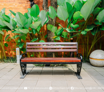 Detail Dari Kursi Taman