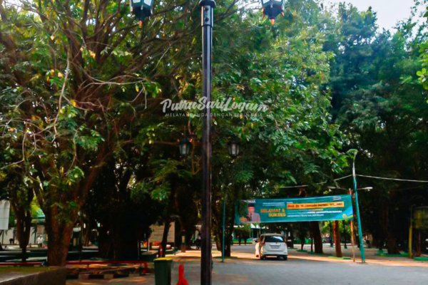 Tiang Lampu Pedestrian Untuk Unisula