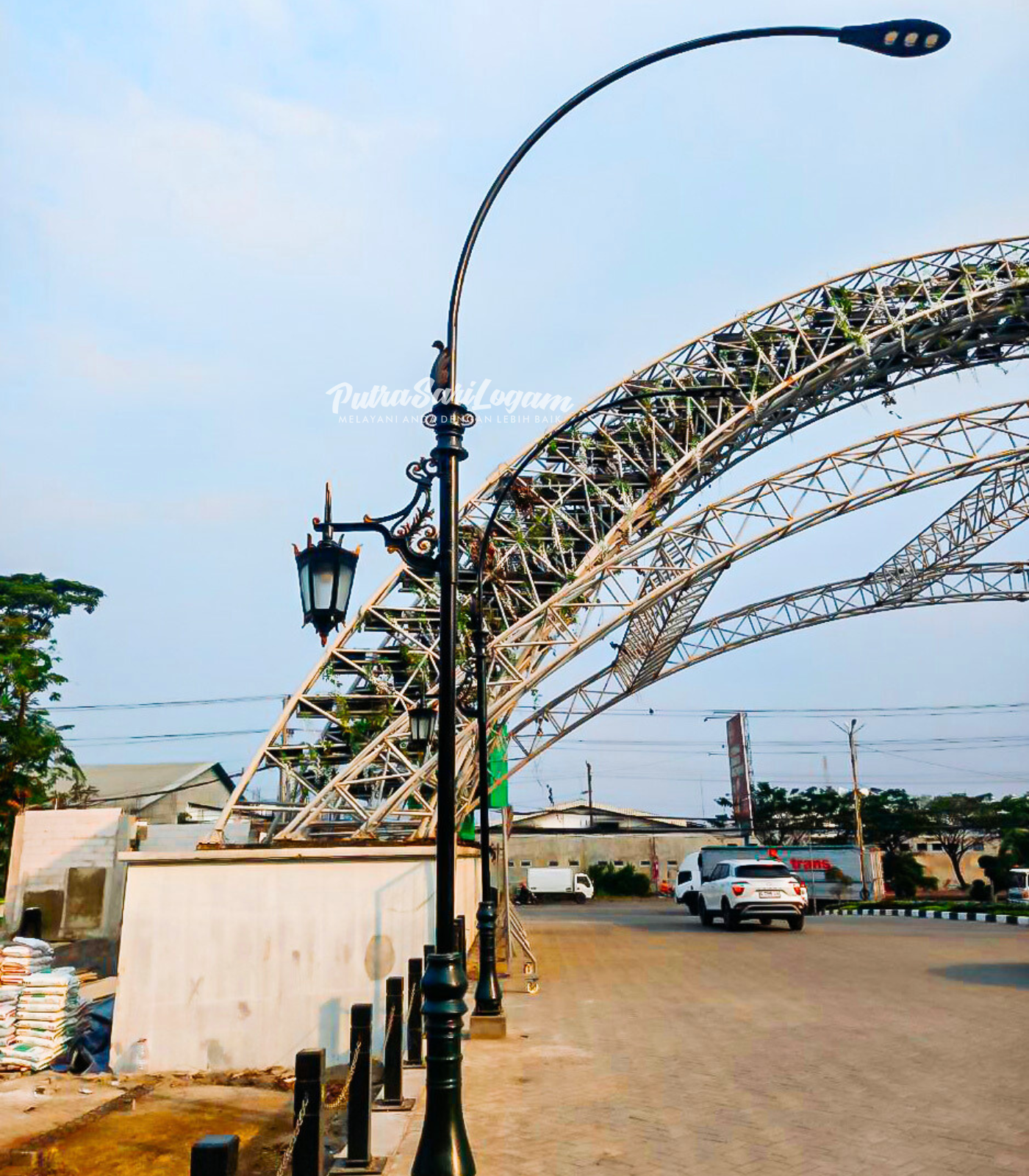 Tiang Lampu PJU Untuk Unisula