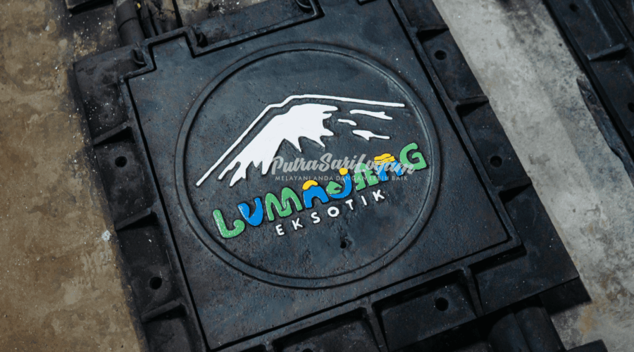 Manhole Cover Motif Karateristik Kota Lumajang